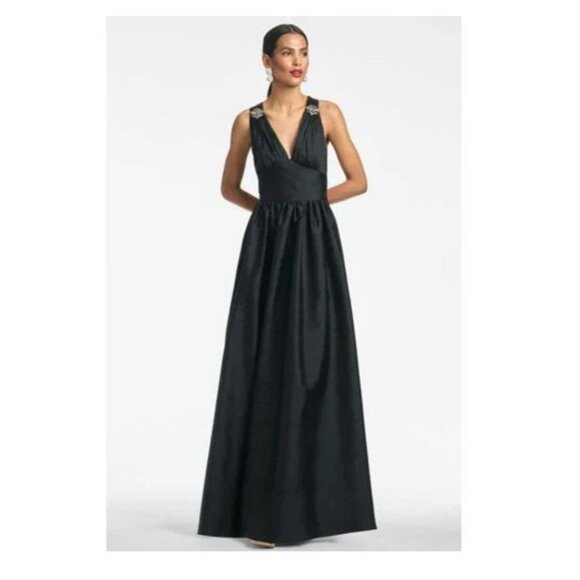 SACHIN & BABI Dresses & Skirts - Sachin & Babi Kenzia Gown Women's Black Dress Size 8 Maxi Formal NWT $895